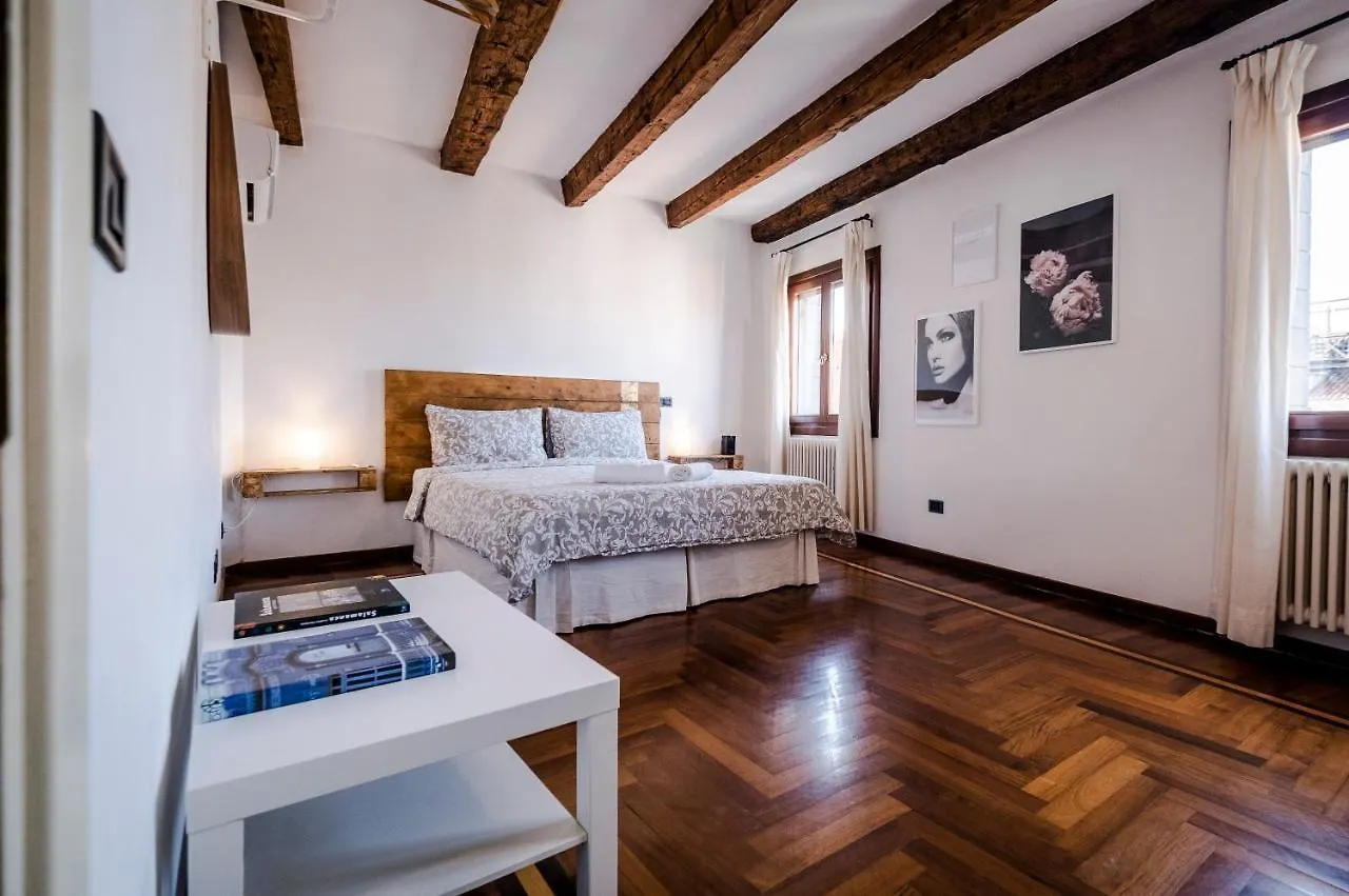 Ai Sogni Hotel Venice 0*,